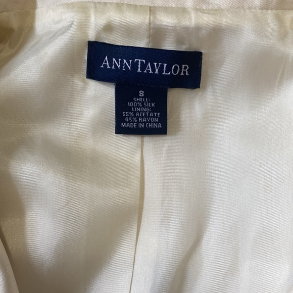 Ann Taylor Cream Vest - Picture 5 of 14